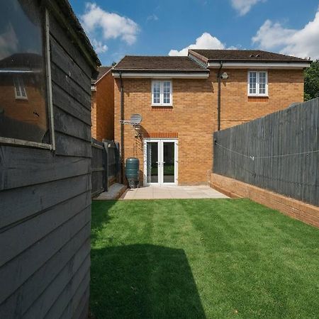 Stylish 2-Bed Home - For Company Contractor And Leisure Stays - Nec, Airport, Hs2, Contractors, Resort World برمنغهام المظهر الخارجي الصورة