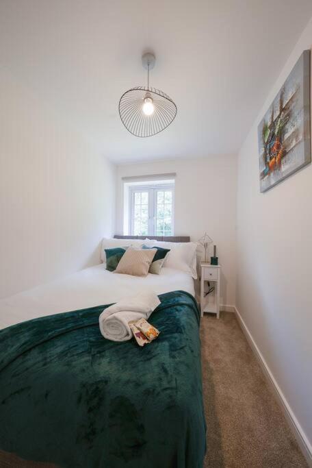 Stylish 2-Bed Home - For Company Contractor And Leisure Stays - Nec, Airport, Hs2, Contractors, Resort World برمنغهام المظهر الخارجي الصورة